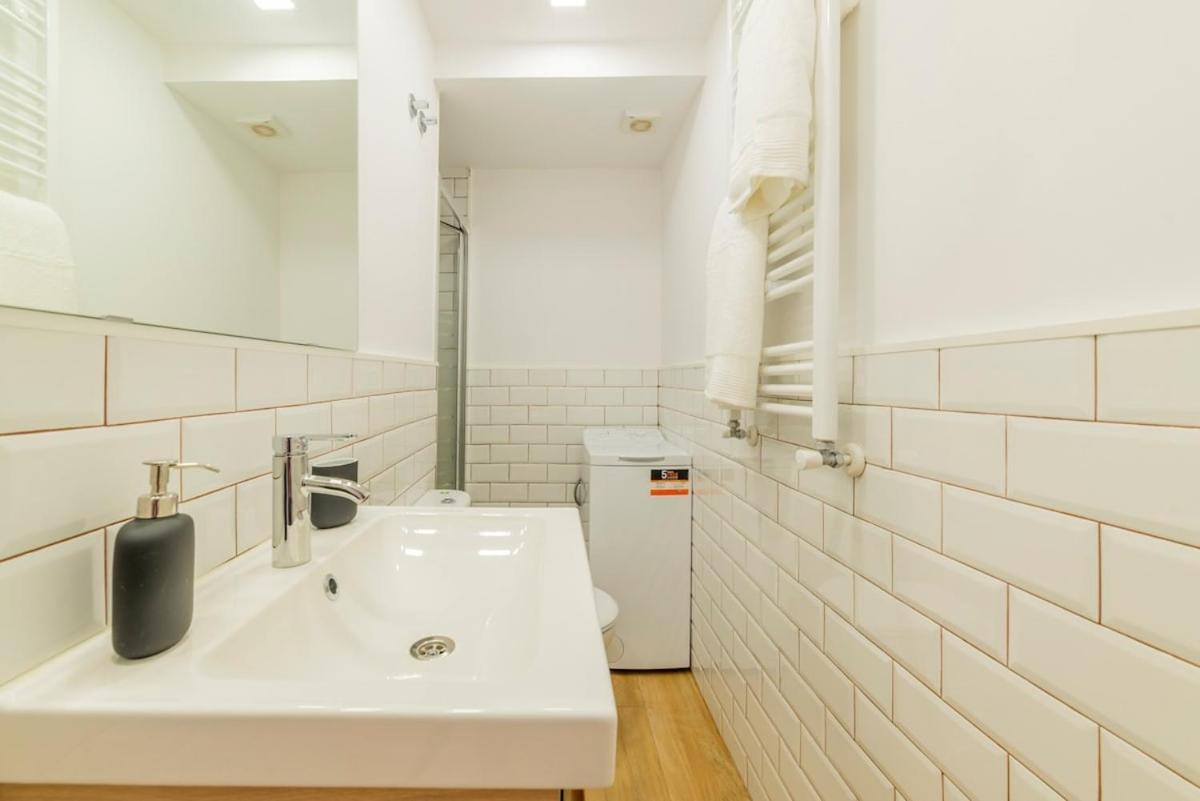Encantador Apartamento Atocha مدريد المظهر الخارجي الصورة